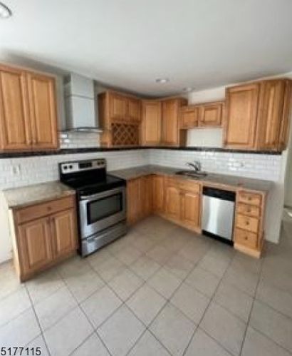 174 Blackwell St, Dover NJ  07801-4102 exterior