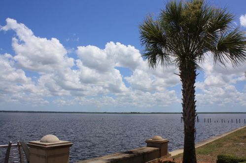 203 Scott Ave, Sanford FL  32771-1536 exterior