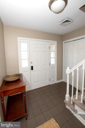 410 Steven St, Norristown PA  19403-2614 exterior