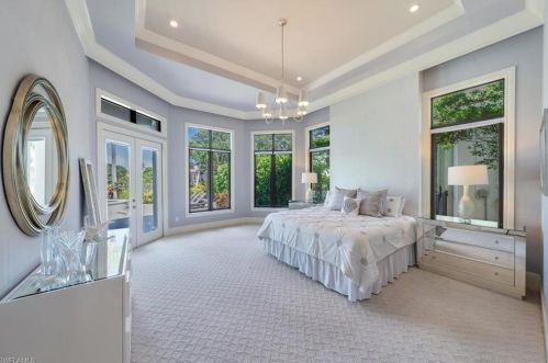 29006 Blaisdell Dr, Naples FL  34119-0930 exterior