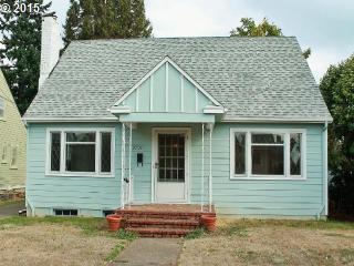 2720 68th Ave, Portland, OR 97213-4650