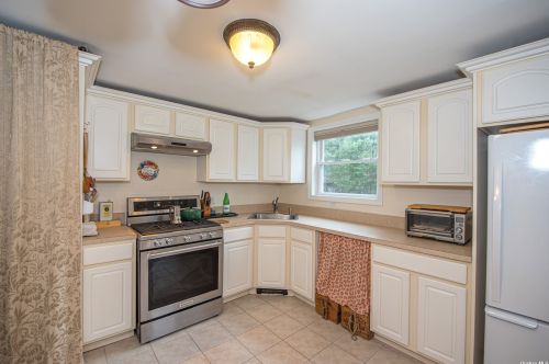 20 Washington Pl, Northport NY  11768-2936 exterior