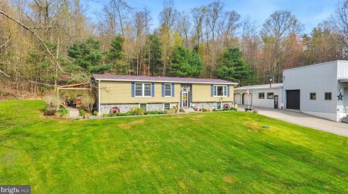 664 Paige Hill Rd, Paradise Park, PA 17068-9235