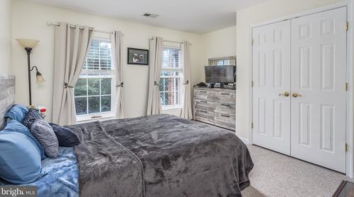 5800 Serengeti Ct, Haymarket VA  20169-3200 exterior