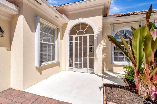 8277 Xanthus Ln, West Palm Beach, FL 33414-3463