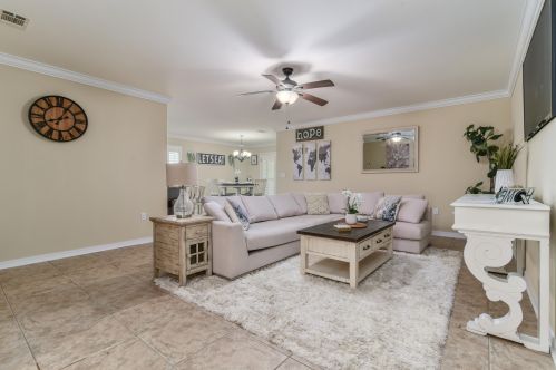 73 10th St, Shalimar FL  32579-1553 exterior