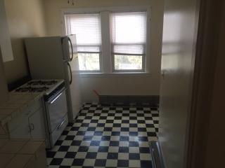 225 Hart Blvd, Staten Island NY  10301-3445 exterior