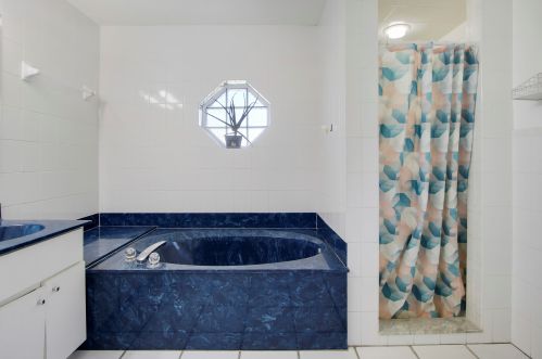 310 Rosewood Dr, Fort Pierce FL  34947-3424 exterior