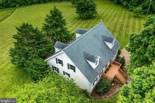 14260 Rehobeth Church Rd, Lovettsville VA  20180-3218 exterior