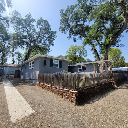 475 9th St, Lakeport CA  95453-4217 exterior