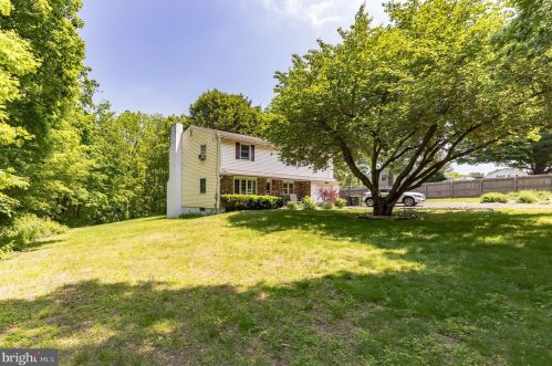 245 Rolling Hills Rd, Pipersville, PA 18947-9715