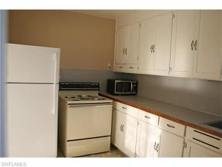 2037 1st St, Fort Myers FL  33901-3129 exterior