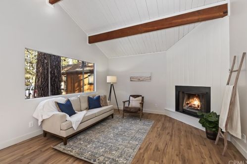 926 Barker Blvd, Big Bear City CA  92314-9568 exterior