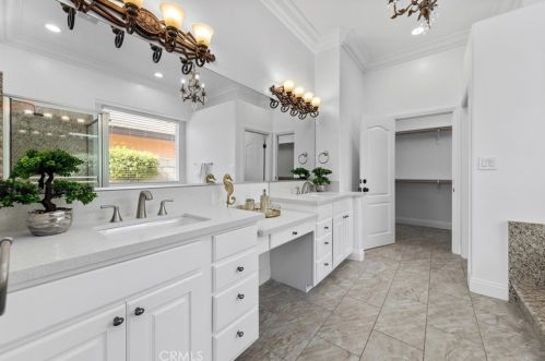 15417 Lila Rose Ct, Bakersfield CA  93314-5248 exterior