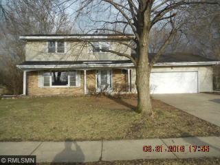 9517 Yosemite Rd, Minneapolis, MN 55437-1923