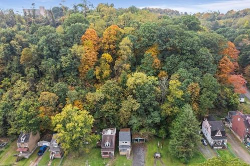 3364 Spring Garden Rd, Pittsburgh PA  15212-1254 exterior