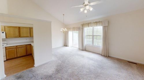 153 Wellington Dr, Florence KY  41042-7719 exterior