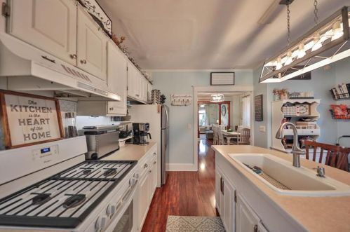 724 Milton St, Easton PA  18042-6366 exterior