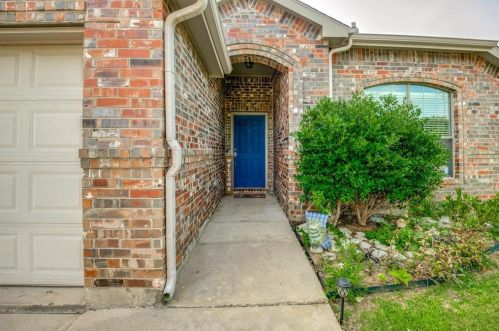 3712 Beatriz Dr, Denton, TX 76207-6002
