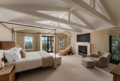 1045 Cold Springs Rd, Santa Barbara CA  93108-1010 exterior
