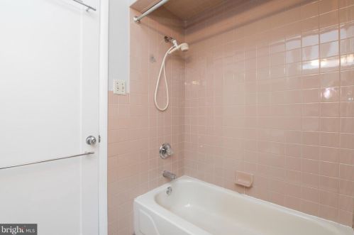 1222 Ellsworth St, Philadelphia, PA 19147-4511