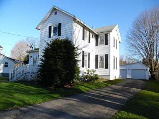 357 Erie St, Linesville, PA 16424-9208