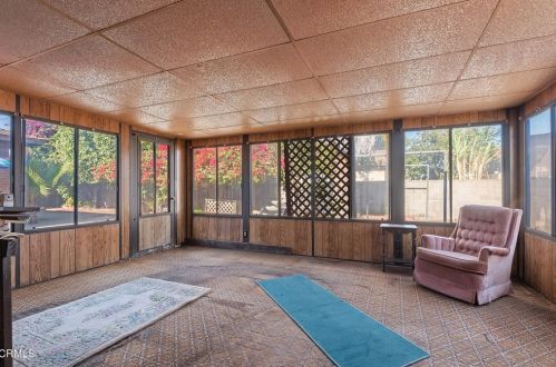 2500 Trinity Pl, Oxnard CA  93033-4814 exterior