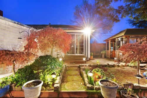 7175 Petaluma Hill Rd, Penngrove, CA 94951-9748
