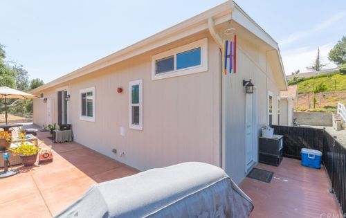 29885 Camino Del Sol Dr, Temecula CA  92592-2114 exterior