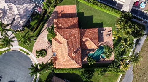 2400 Newbury Ct, West Palm Beach FL  33414-7736 exterior