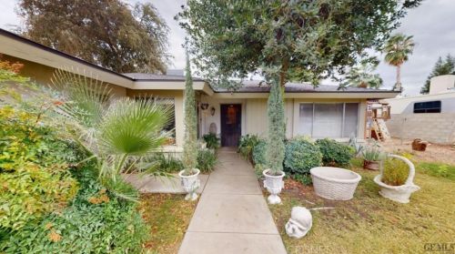 6309 Edgemont Dr, Bakersfield, CA 93309-5500