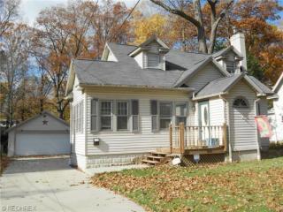 3454 Oak Rd, Cuyahoga Falls, OH 44224-3931