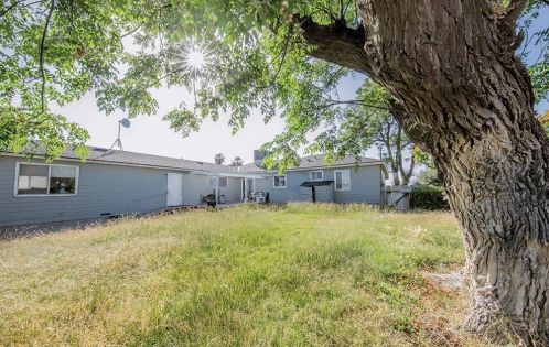 900 Olive Ave, Grayson CA  95363-9415 exterior