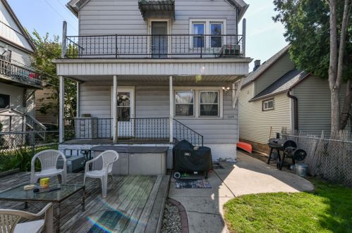 3115 Brisbane Ave, Milwaukee WI 53207-2605 exterior