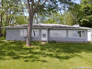 4966 Station House Dr, Canandaigua, NY 14424-4204