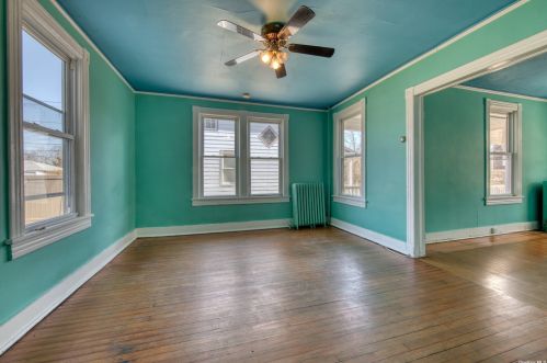 506 Madison Ave, Greenport NY  11944-1547 exterior