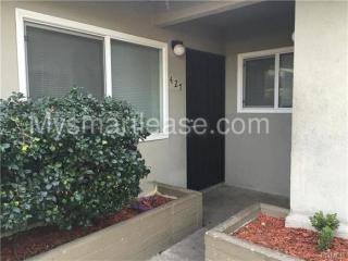 427 Ramona Dr, Rialto CA  92376-5119 exterior