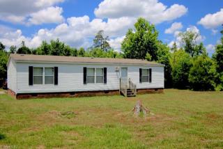 6863 Island Oak Dr, Kimesville, NC 27298-8035