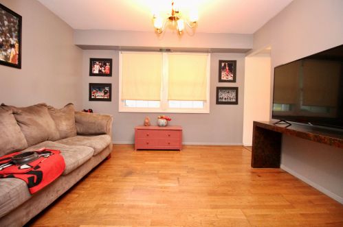 111 Princess Anne Dr, East Freehold NJ  07728-3066 exterior