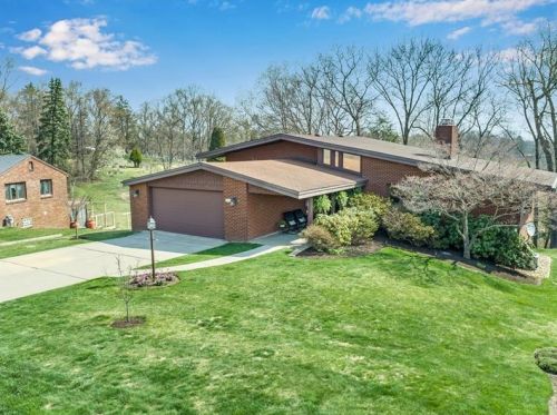 1350 Adams Dr, Ambridge, PA 15003-1303