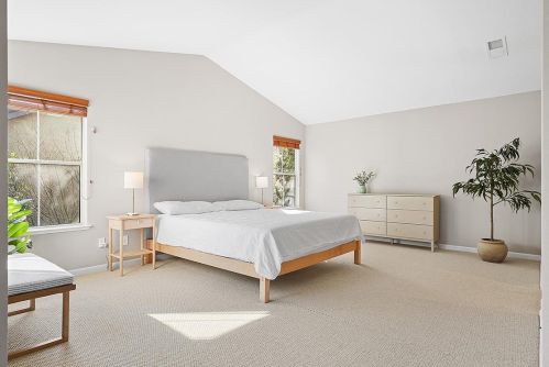 113 Estrada Dr, Mountain View CA  94043-5266 exterior