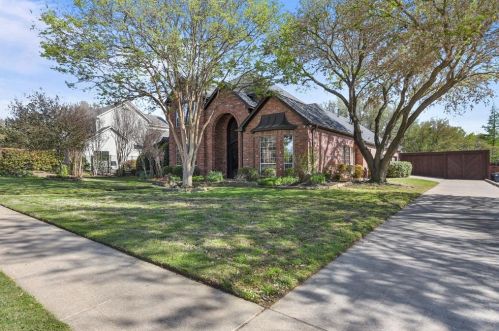 34 Wellington Oaks Cir, Denton, TX 76210-5571