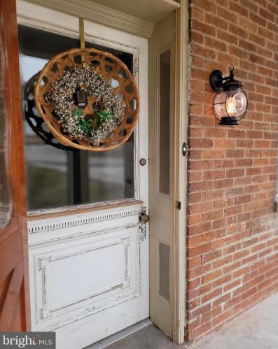 277 Nashville Blvd, Spring Grove, PA 17362-8410