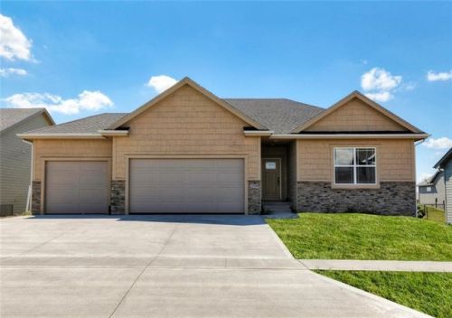 3708 Beechwood St, Ankeny, IA 50023-9184