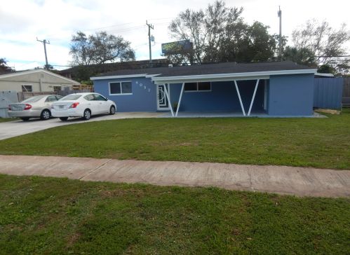 4092 Rochester St, West Palm Beach, FL 33410-5964