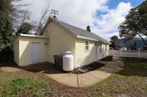202 Martin St, Lakeport CA  95453-5022 exterior
