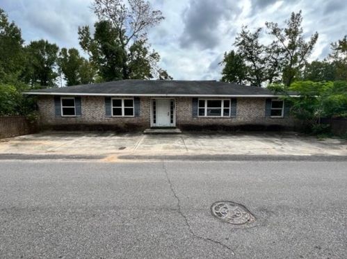 119 Crystal Lake Dr, North Augusta, SC 29841-3641