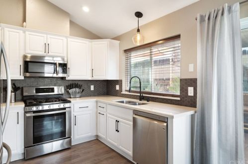 12003 Elk Blvd, Riverside CA  92505-3912 exterior