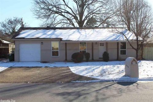 512 Colynwood Dr, North Little Rock, AR 72120-2603