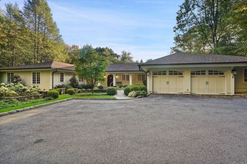 85 High Ridge Rd, Scotts Corners, NY 10576-2140